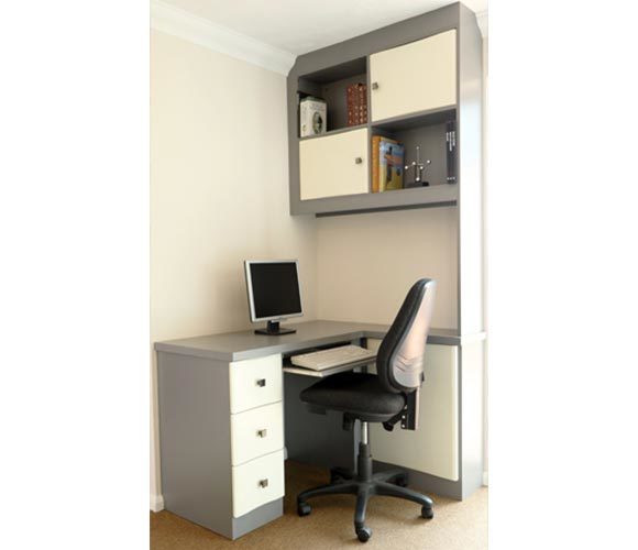  New Album of Mirror Image Fitted Furniture 15-16 Barrow Close - Photo 3 of 6
