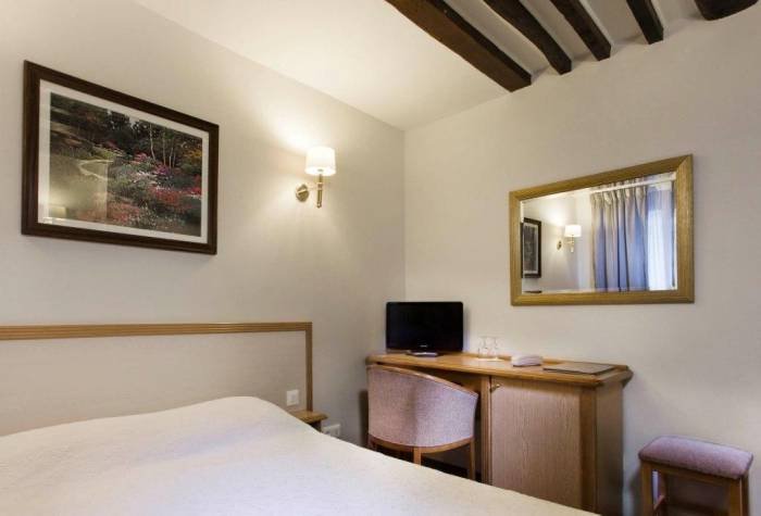  Profile Photos of Hotel Royal Opera Paris 5, rue de Castellane, - Photo 8 of 11