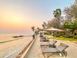  Hilton Hua Hin Resort & Spa 33 Naresdamri Road 