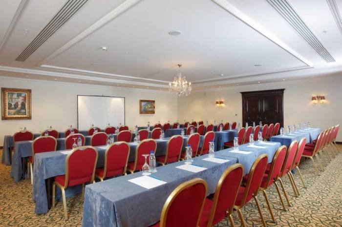  Profile Photos of Hilton Beirut Habtoor Grand Charles De Gaulle Street, Horsh Tabe - Photo 36 of 39