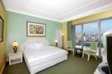  Hilton Beirut Habtoor Grand Charles De Gaulle Street, Horsh Tabe 