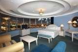  Hilton Beirut Habtoor Grand Charles De Gaulle Street, Horsh Tabe 