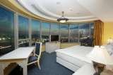  Hilton Beirut Habtoor Grand Charles De Gaulle Street, Horsh Tabe 
