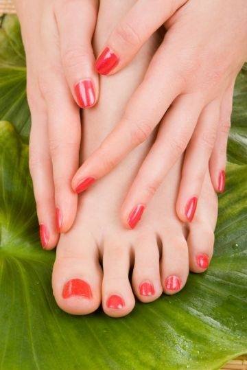  pEDICIURE AND MENICIURE 1 DAY -Â£ 70 of Nails Academy courses -London Lupton close - Photo 2 of 4