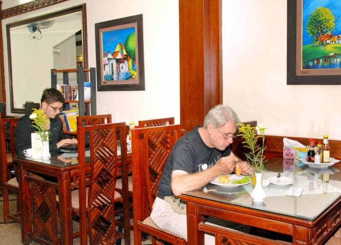  Profile Photos of Hanoi Posh Hotel 18 Hang Hom - Photo 5 of 19