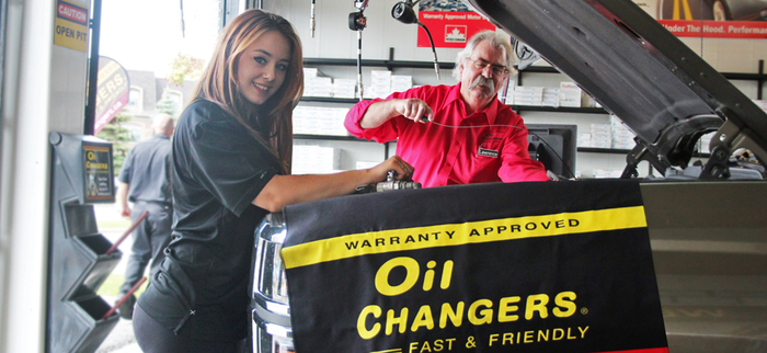  OilChangersPlus of Best Tire Rotation Services - Oil Changers Plus 2285 St. Laurent Blvd - Photo 3 of 7
