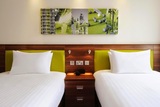 Twin Guest Room at Hampton by Hilton Newport/East Hampton by Hilton Newport/East M4 J 23A, Wales 1 Business Park 