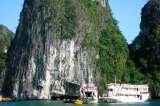  Booknowhalong 17A Hang Dong 