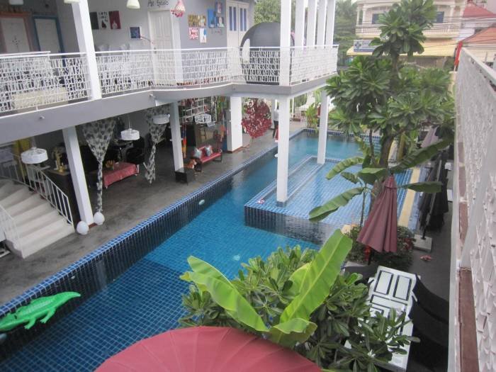         Swimming Pool                        Profile Photos of Reflections Art Boutique Hotel #0545 Wat Bo Street, Sangkat Salarkareuk - Photo 13 of 24