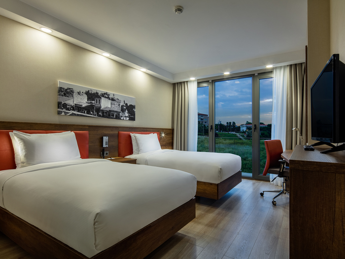 Guestroom Profile Photos of Hampton by Hilton Canakkale Gallipoli Kemal Reis Cad No:25 - Photo 4 of 15