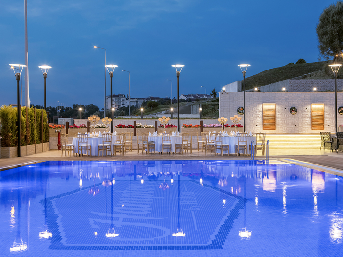 Pool Profile Photos of Hampton by Hilton Canakkale Gallipoli Kemal Reis Cad No:25 - Photo 13 of 15
