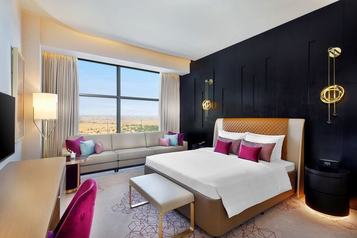 King Deluxe Guest Room AlRayyan Hotel Doha, Curio Collection by Hilton of AlRayyan Hotel Doha, Curio Collection by Hilton Mall of Qatar, Al Rayyan - Photo 3 of 13