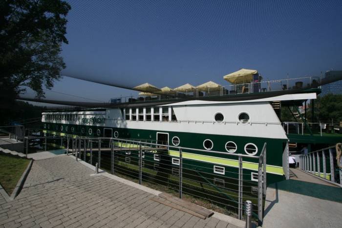  Profile Photos of GreenYacht Hotel & Restaurant U Libenskeho mostu - Photo 13 of 17