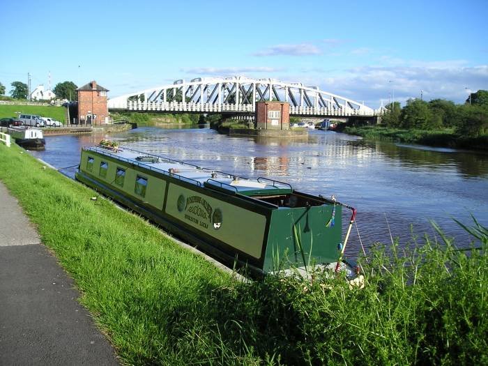 OLYMPUS DIGITAL CAMERA          Profile Photos of Cheshire Cat Narrowboat Holidays Overwater Marina, Coole Lane, Newhall - Photo 3 of 5