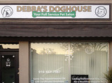 Debra's Dog House, Sacramento