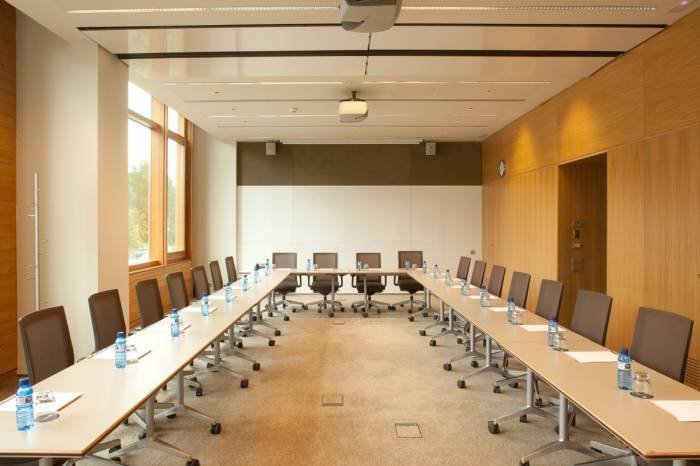 Meeting Room New Album of DoubleTree by Hilton Hotel & Conference Center La Mola Cami dels Plans de Can Bonvilar s/n - Photo 10 of 13