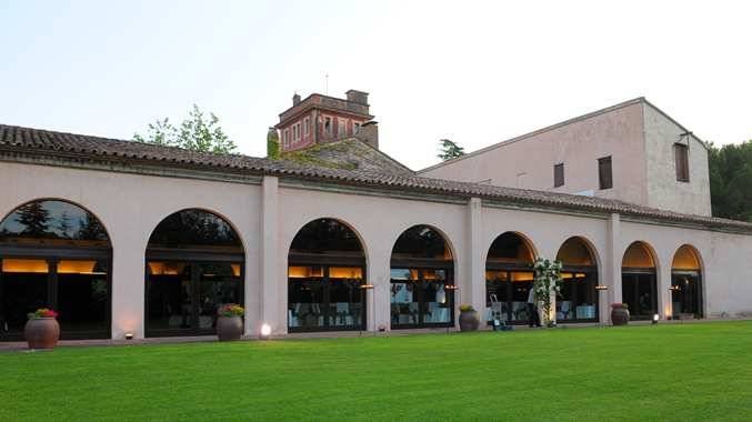 Dining New Album of DoubleTree by Hilton Hotel & Conference Center La Mola Cami dels Plans de Can Bonvilar s/n - Photo 4 of 13