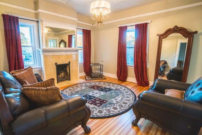  New Album of Wedding Venue Denver | Parkside Mansion 1859 York St - Photo 9 of 13