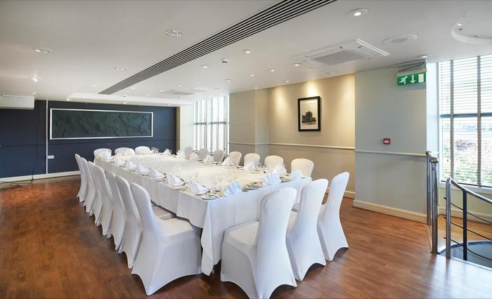 Boardroom at Hilton London Croydon Hilton London Croydon of Hilton London Croydon 101 Waddon Way, Purley Way - Photo 14 of 15