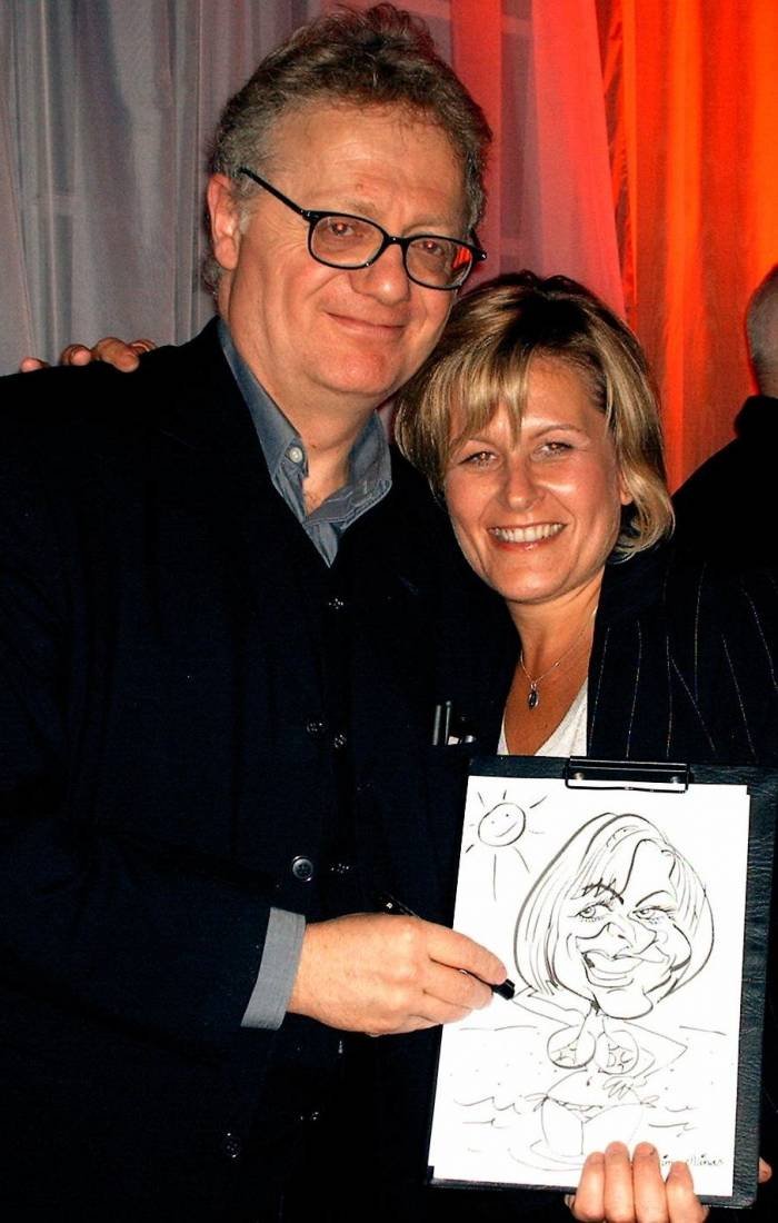  New Album of Caricatures.org.uk 5 Lingholm Way - Photo 2 of 45