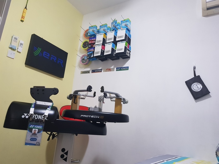  New Album of ERR RACKET RESTRING (SG) 273A Jurong West Ave 3 - Photo 1 of 15