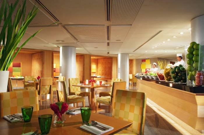 Cafe G Profile Photos of Holiday Inn Bangkok 971 Phloen Chit Road, Pathum Wan - Photo 8 of 19