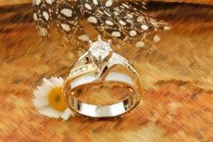  Profile Photos of Ashoori & Co. Jewelers 4212 S Mooney Blvd - Photo 2 of 5
