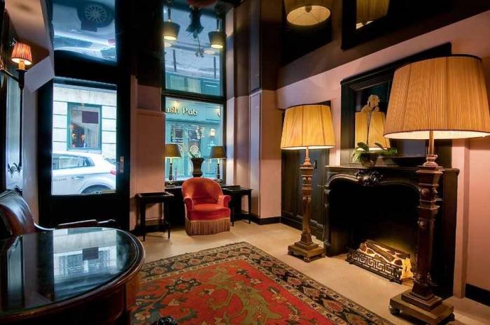  Profile Photos of Hotel Residence Des Arts 14, rue GÃ®t le Coeur - Photo 1 of 5