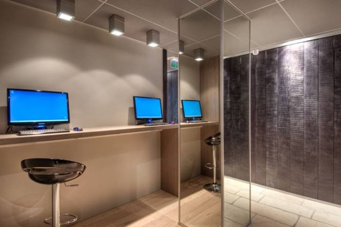  Profile Photos of Hotel du Cadran 10, rue du Champ de Mars - Photo 12 of 14