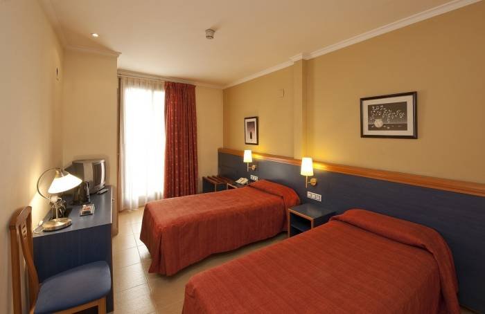  Profile Photos of Hotel Moderno Barcelona Carrer de lâ€™Hospital, 11 - Photo 5 of 9