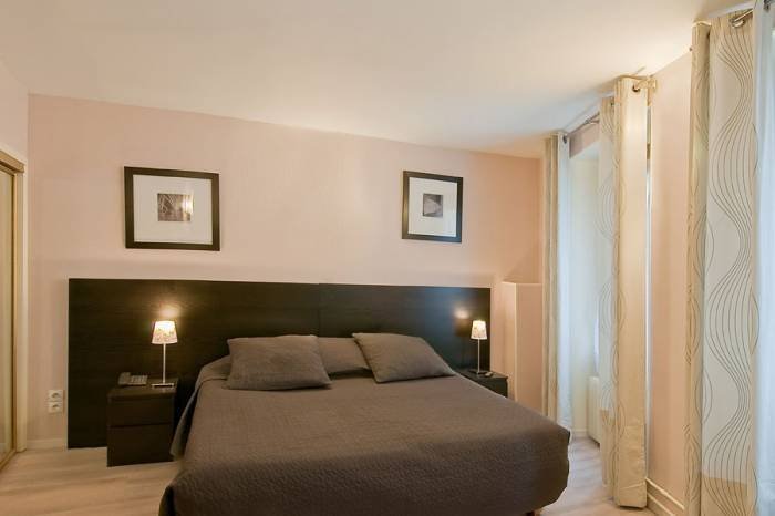  Profile Photos of Hotel Ouest 3, rue du Rocher - Photo 1 of 13