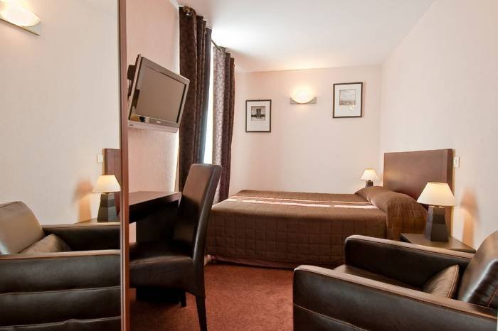  Profile Photos of Hotel Ouest 3, rue du Rocher - Photo 3 of 13