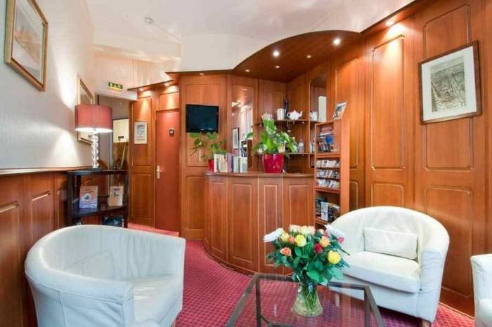  Profile Photos of Hotel Plaza Opera 12 rue de Maubeuge - Photo 7 of 9