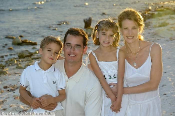  Profile Photos of Eduardo Machuca Photography Calle 27 #376 x40B y 42, Los Pinos - Photo 1 of 6