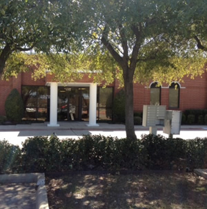  Profile Photos of Lake Pointe Foot & Ankle: Martin V. Sloan, DPM 6800 Heritage Pkwy #104 - Photo 6 of 7