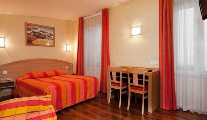  Profile Photos of Hotel de l'Europe 98, boulevard de Magenta - Photo 5 of 8