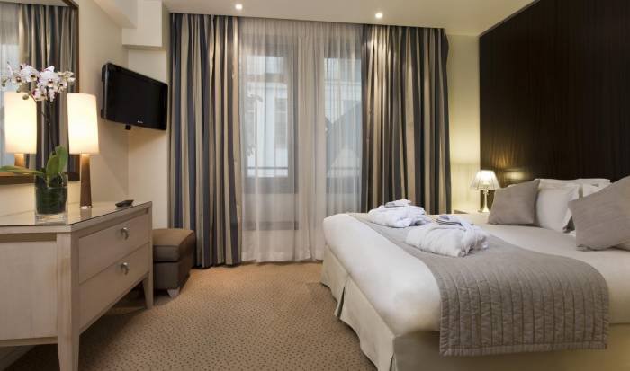  Profile Photos of HÃ´tel Le PÃ©ra 17, rue de Caumartin - Photo 6 of 12