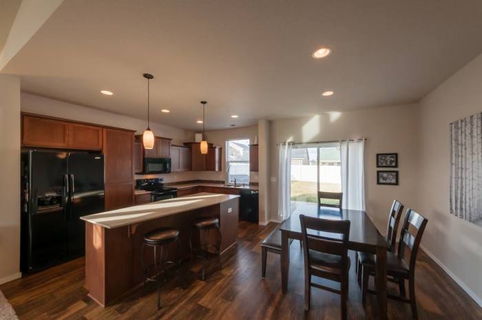  Profile Photos of Monocle Real Estate 799 S Stevens St - Photo 2 of 7