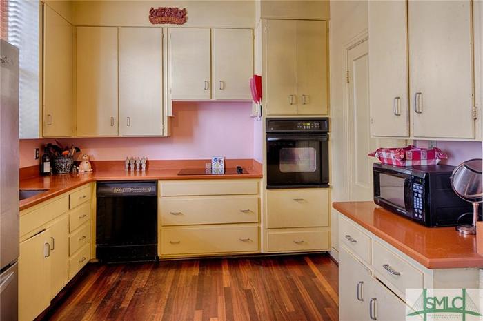  New Album of Cowart Realty INC 5618 White Bluff Rd. - Photo 7 of 10