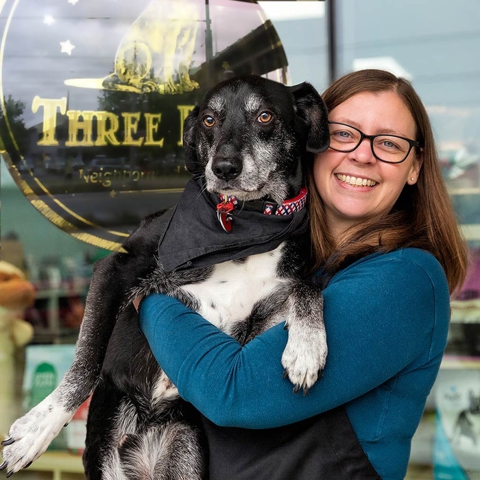 Profile Photos of Three Paws Pet Supply 3147 SW Moody Avenue - Photo 1 of 12