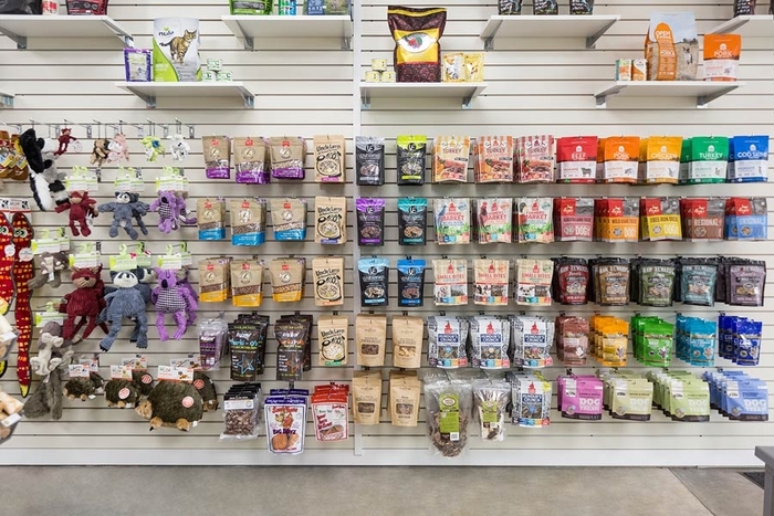  Profile Photos of Three Paws Pet Supply 3147 SW Moody Avenue - Photo 8 of 12