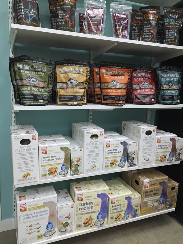 Profile Photos of Three Paws Pet Supply 3147 SW Moody Avenue - Photo 9 of 12