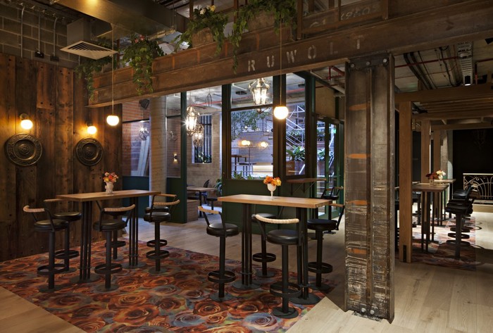  Garden State Hotel of Best Restaurants in Melbourne cbd - Garden State Hotel 101 Flinders Lane - Photo 2 of 4