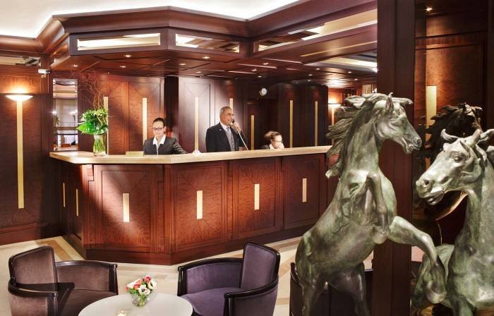  Profile Photos of Hotel Splendid Etoile 1 Avenue Carnot - Photo 7 of 14