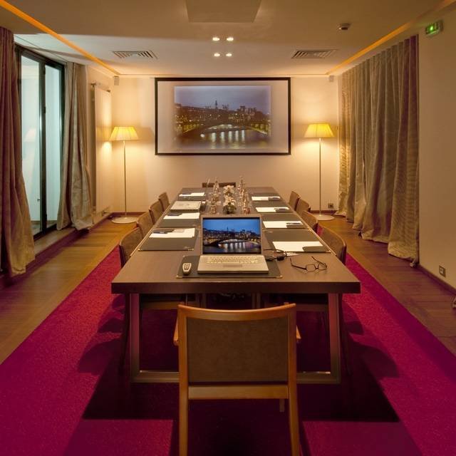  Profile Photos of Hotel le ColisÃ©e 6 rue du ColisÃ©e - Photo 5 of 10
