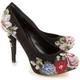 Women Footwear Online - Foxyeve Designs, Sector 32-C,