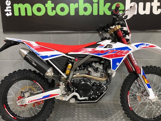 Fantic Enduro Casa 250cc Motorcycles of The Motorbike Hut Unit 3, Titan House, Lowick Close, Newby Industrial Estate - Photo 32 of 32