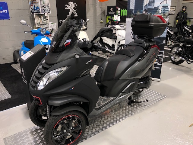 Peugeot Metropolis RS 400cc Motorcycles of The Motorbike Hut Unit 3, Titan House, Lowick Close, Newby Industrial Estate - Photo 9 of 32