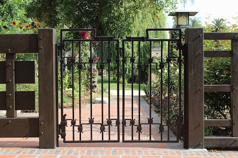 Profile Photos of Fence Builders West Palm Beach 201 E 24th ST - Photo 2 of 4