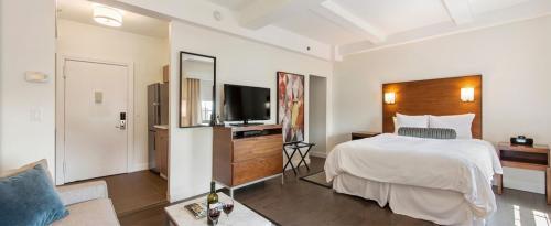  Profile Photos of Beekman Tower 3 Mitchell Place - Photo 2 of 2